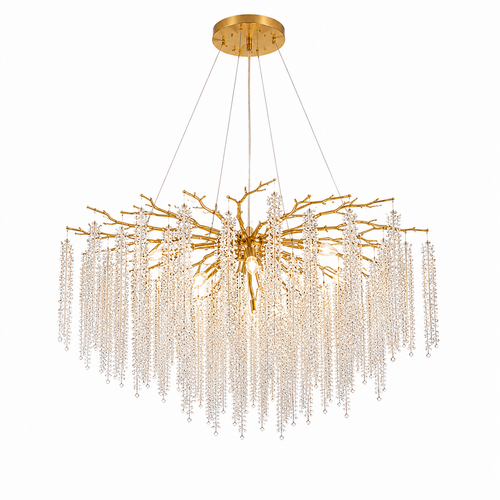 Grand lustre à pampilles de cristal doré de 80 cm suspendu dans un salon spacieux